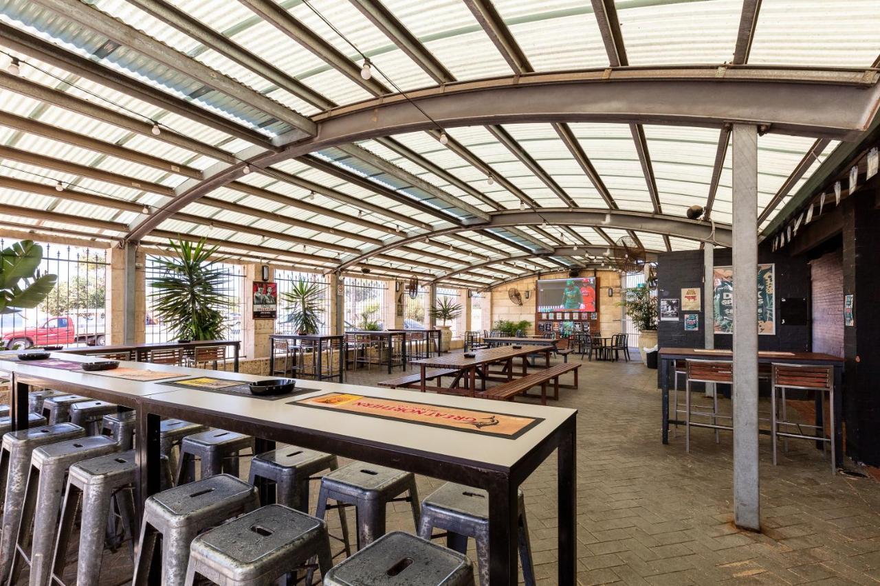 Nightcap At Wintersun Hotel Geraldton Exterior foto